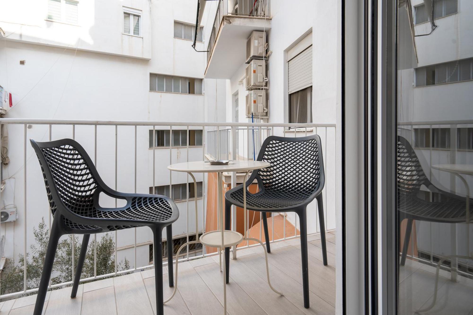 Stunning Cozy Apartment In أثينا المظهر الخارجي الصورة