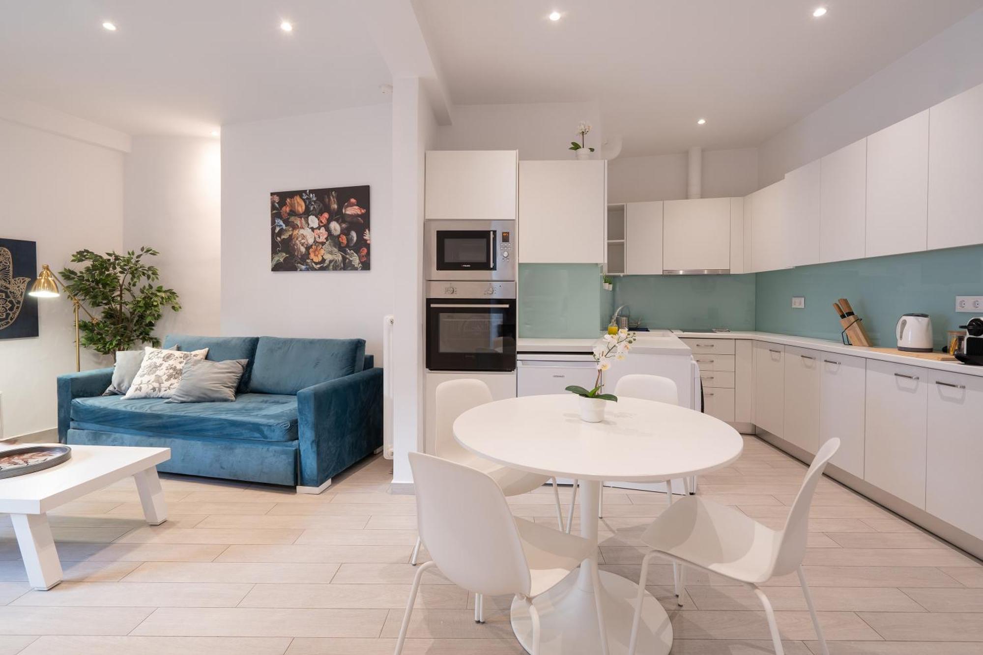 Stunning Cozy Apartment In أثينا المظهر الخارجي الصورة